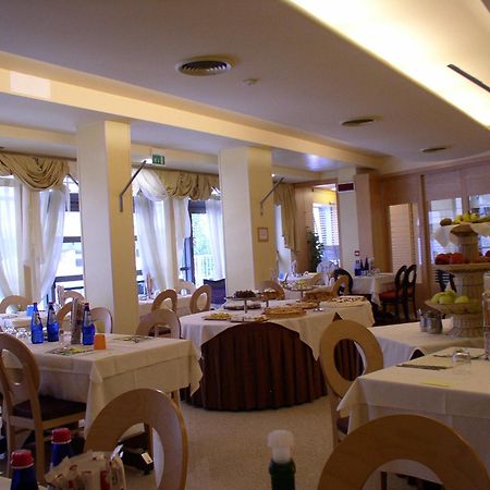 Hotel Zurigo Varazze Eksteriør billede